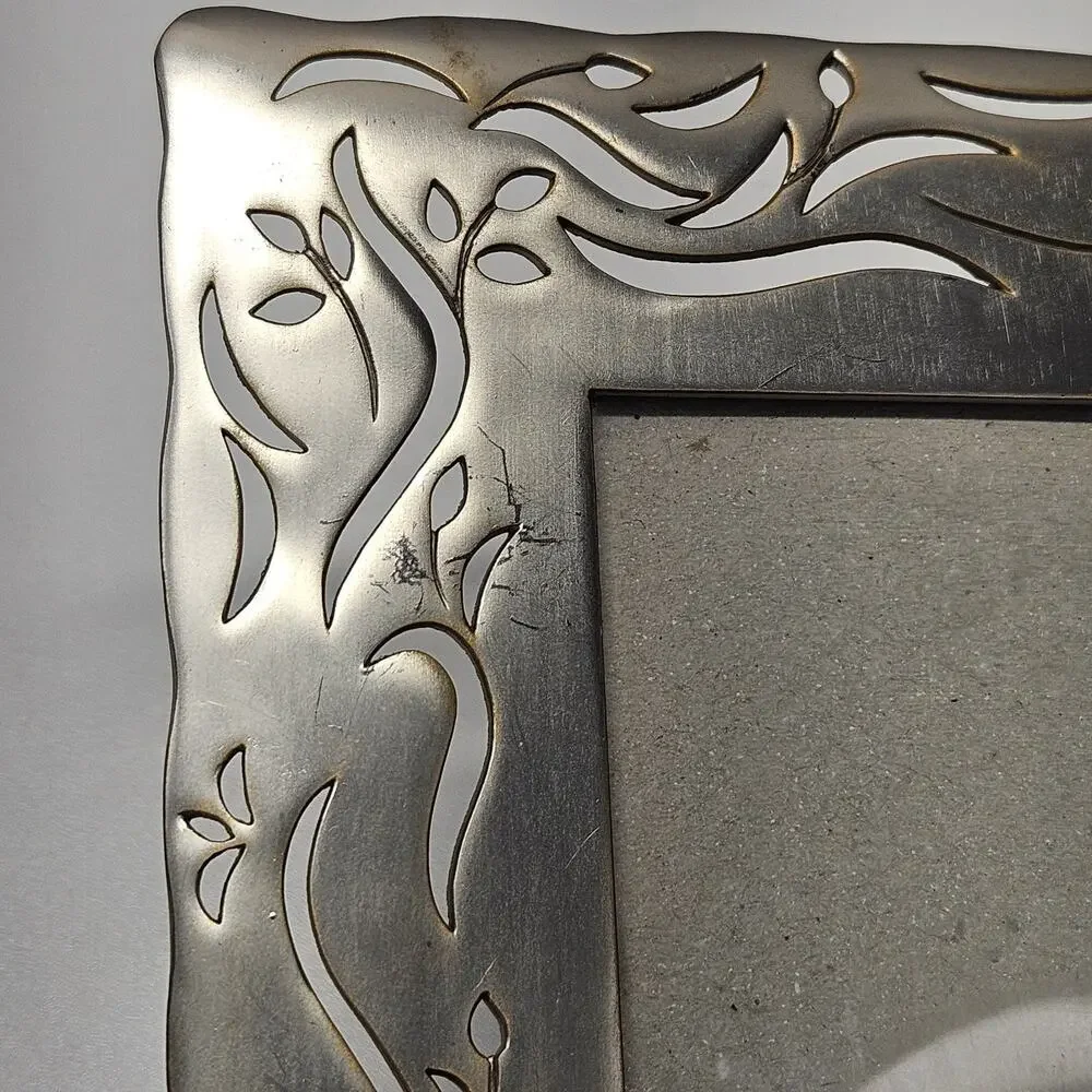Vtg 90s HB Group Silver-Tone Flower Ornate Metal Photo Frame 4x6 Set Of 2
